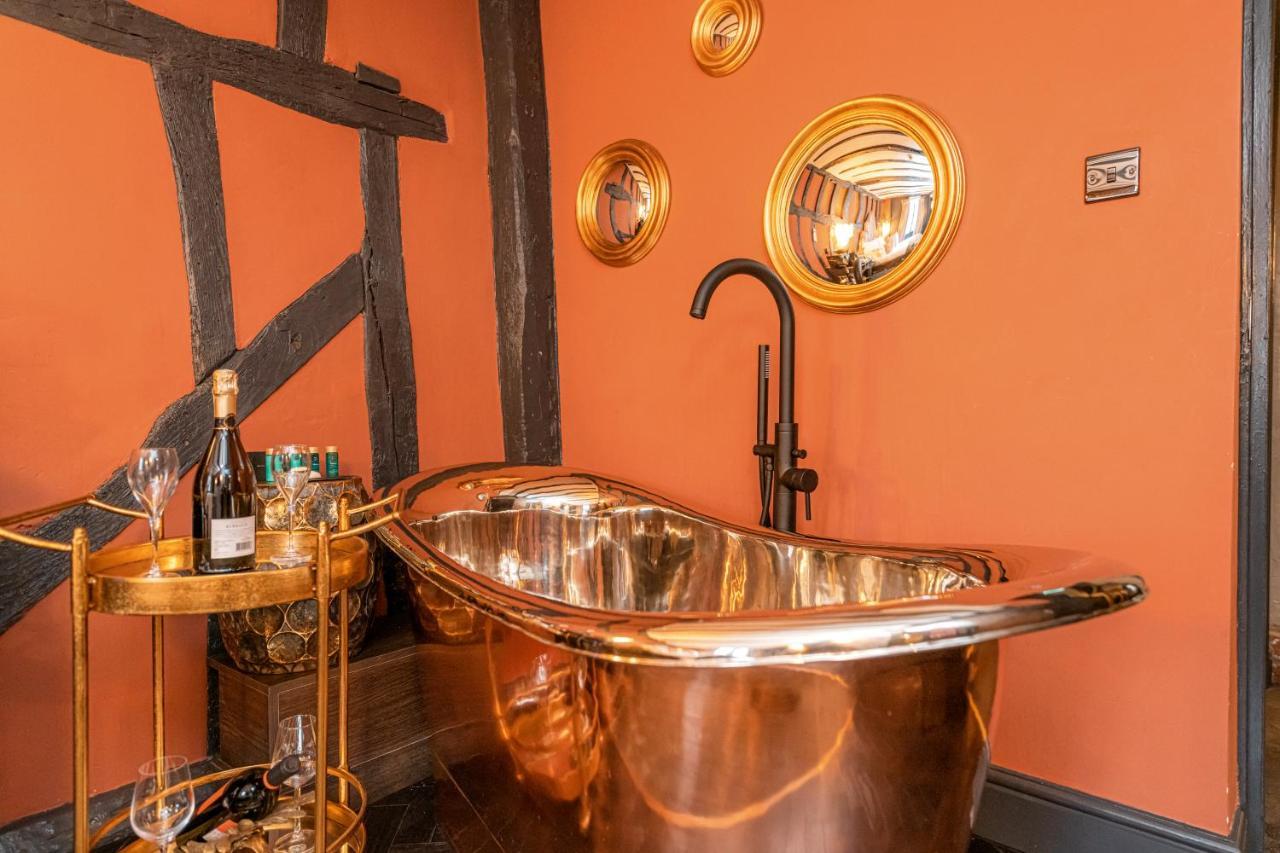 Funky Monk Hotel エッピング エクステリア 写真