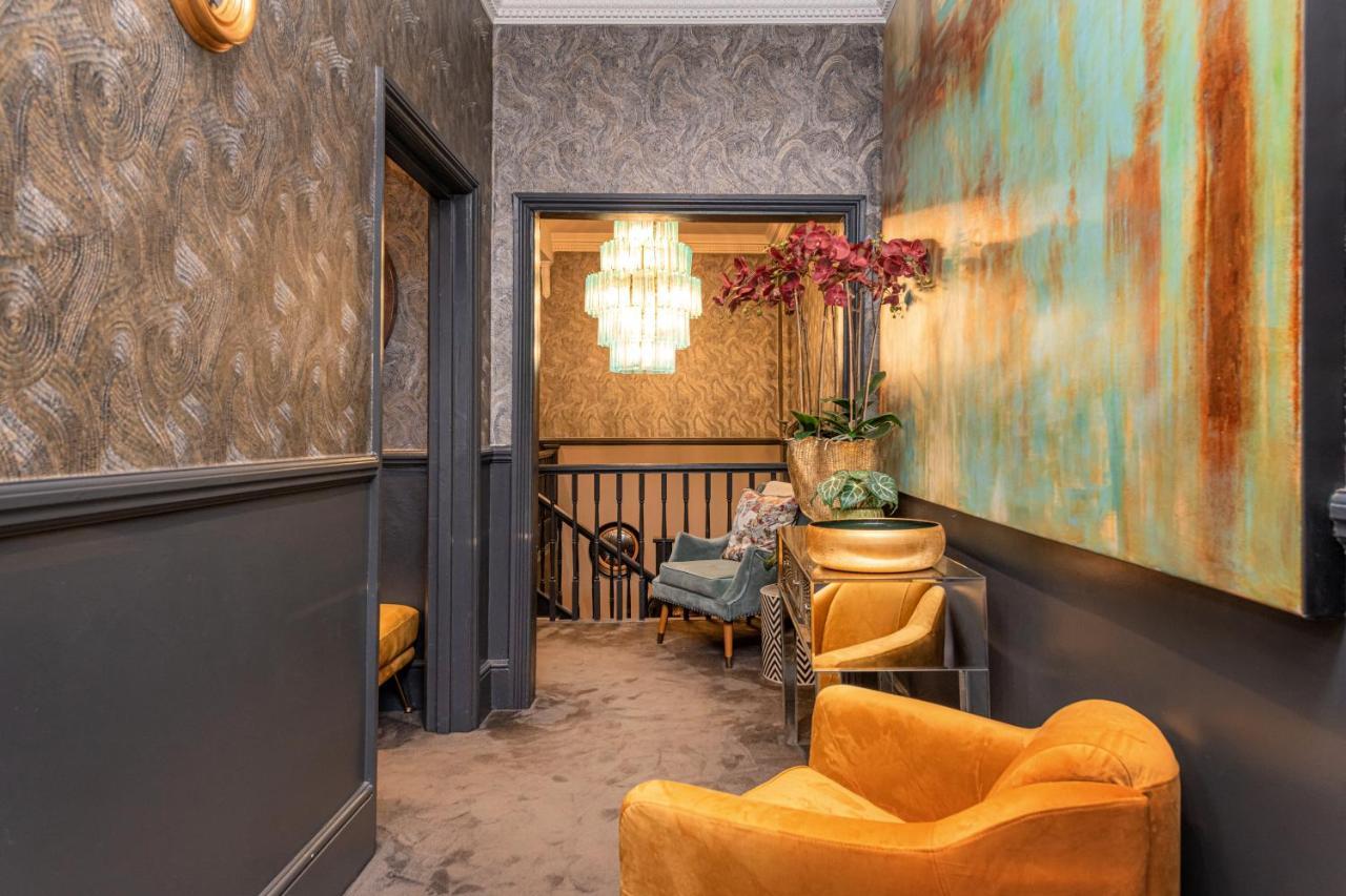 Funky Monk Hotel エッピング エクステリア 写真