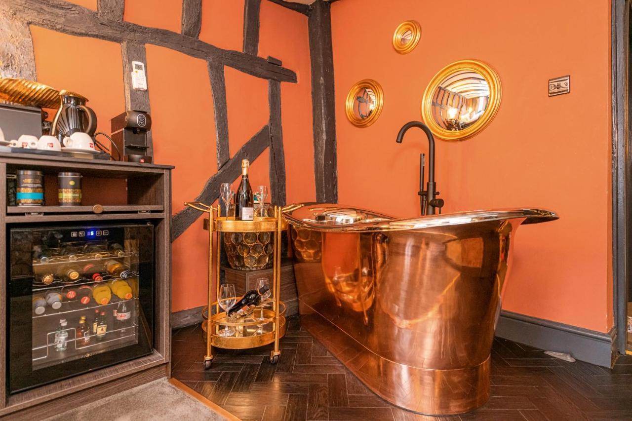 Funky Monk Hotel エッピング エクステリア 写真