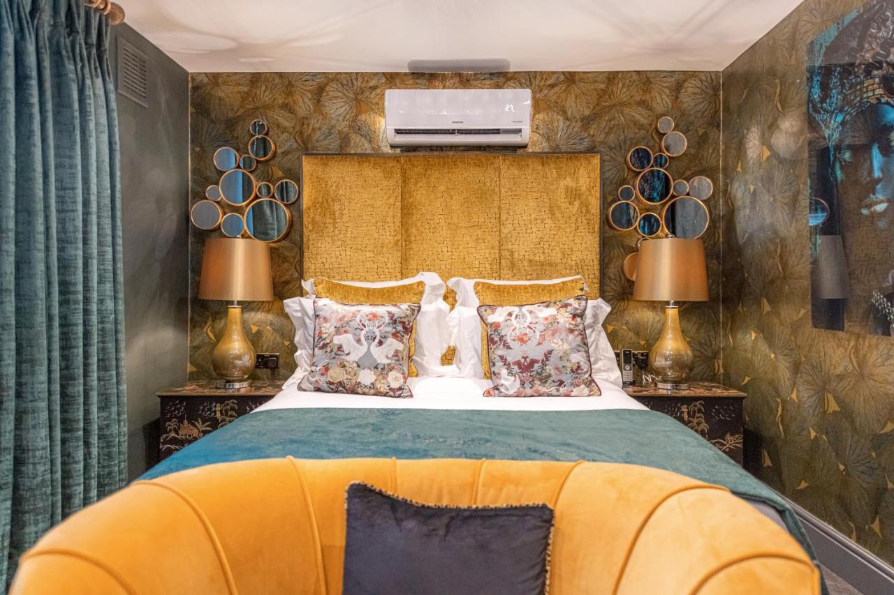 Funky Monk Hotel エッピング エクステリア 写真