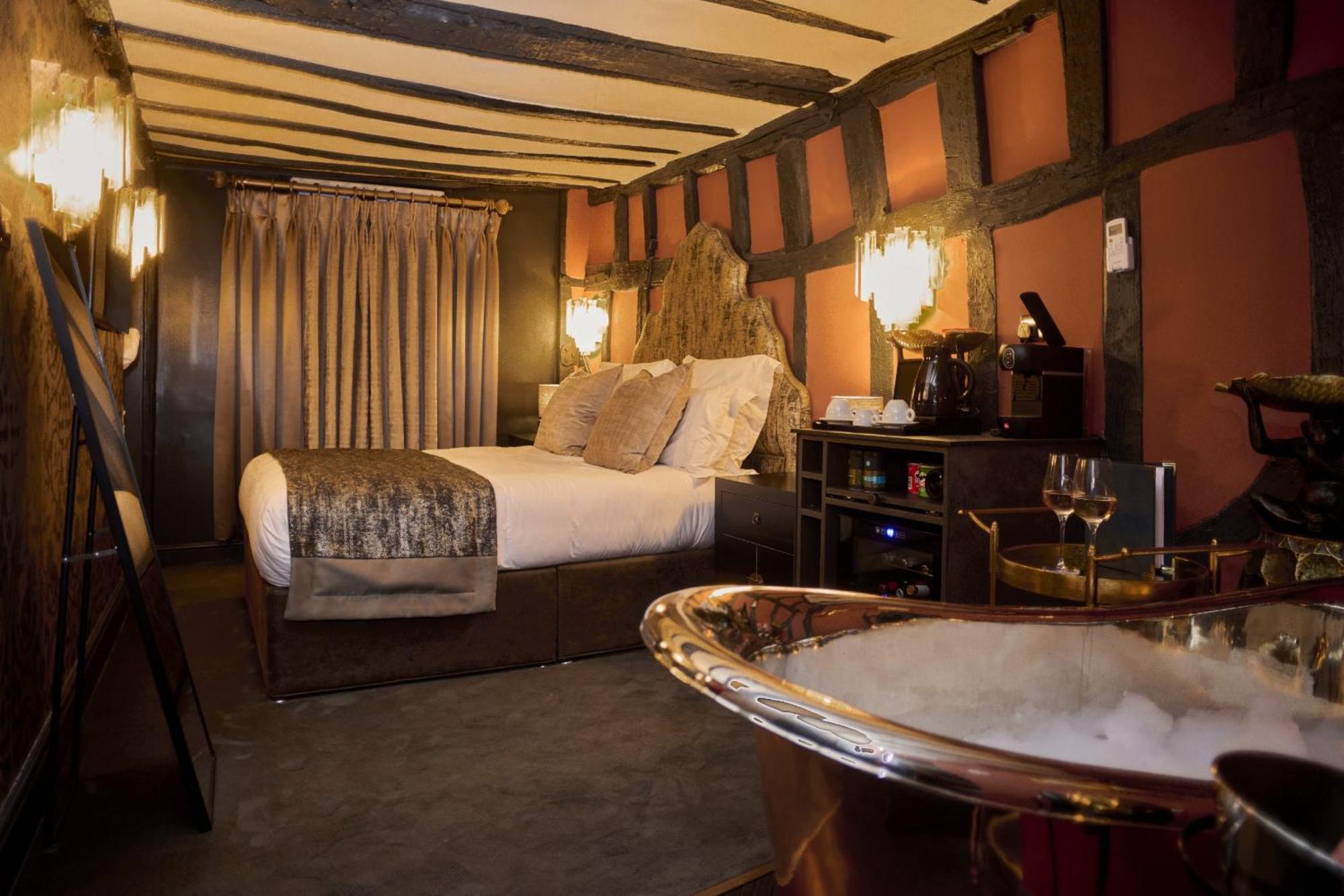 Funky Monk Hotel エッピング エクステリア 写真
